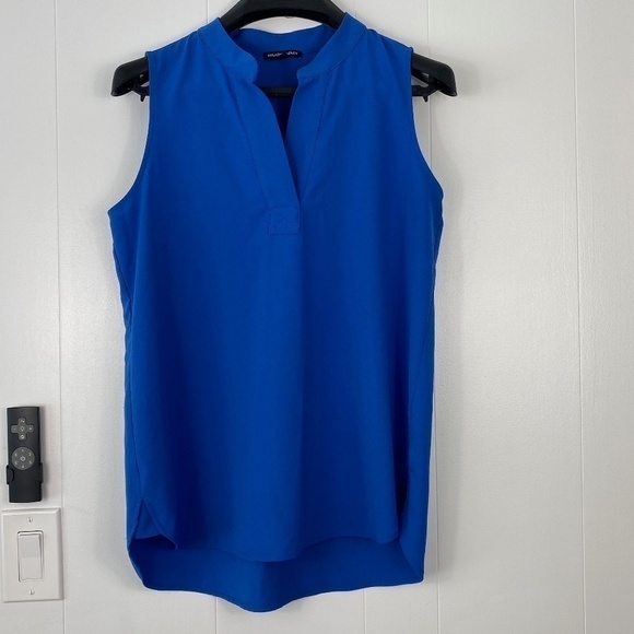 Hilary Radley sleeveless v-neck blouse blue size medium - Picture 3 of 8